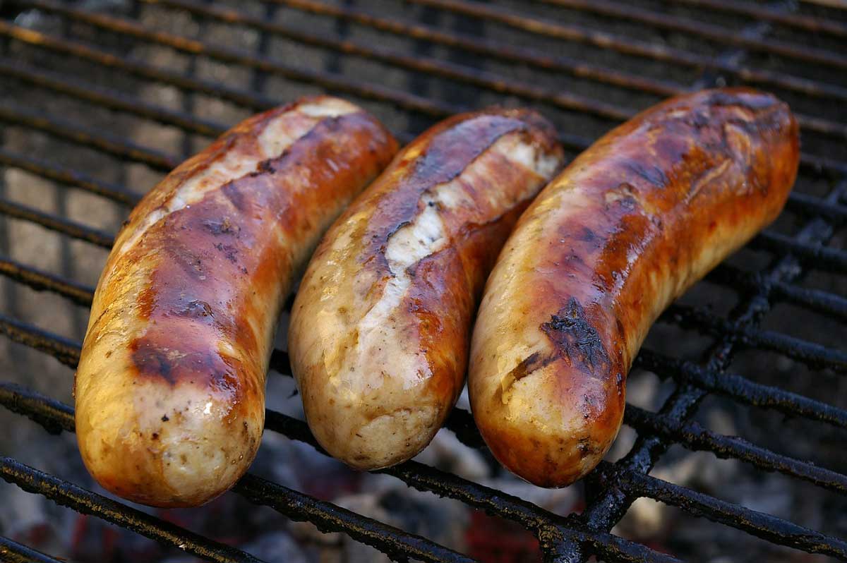 Bier und Bratwurst am 3. Oktober im Almlick